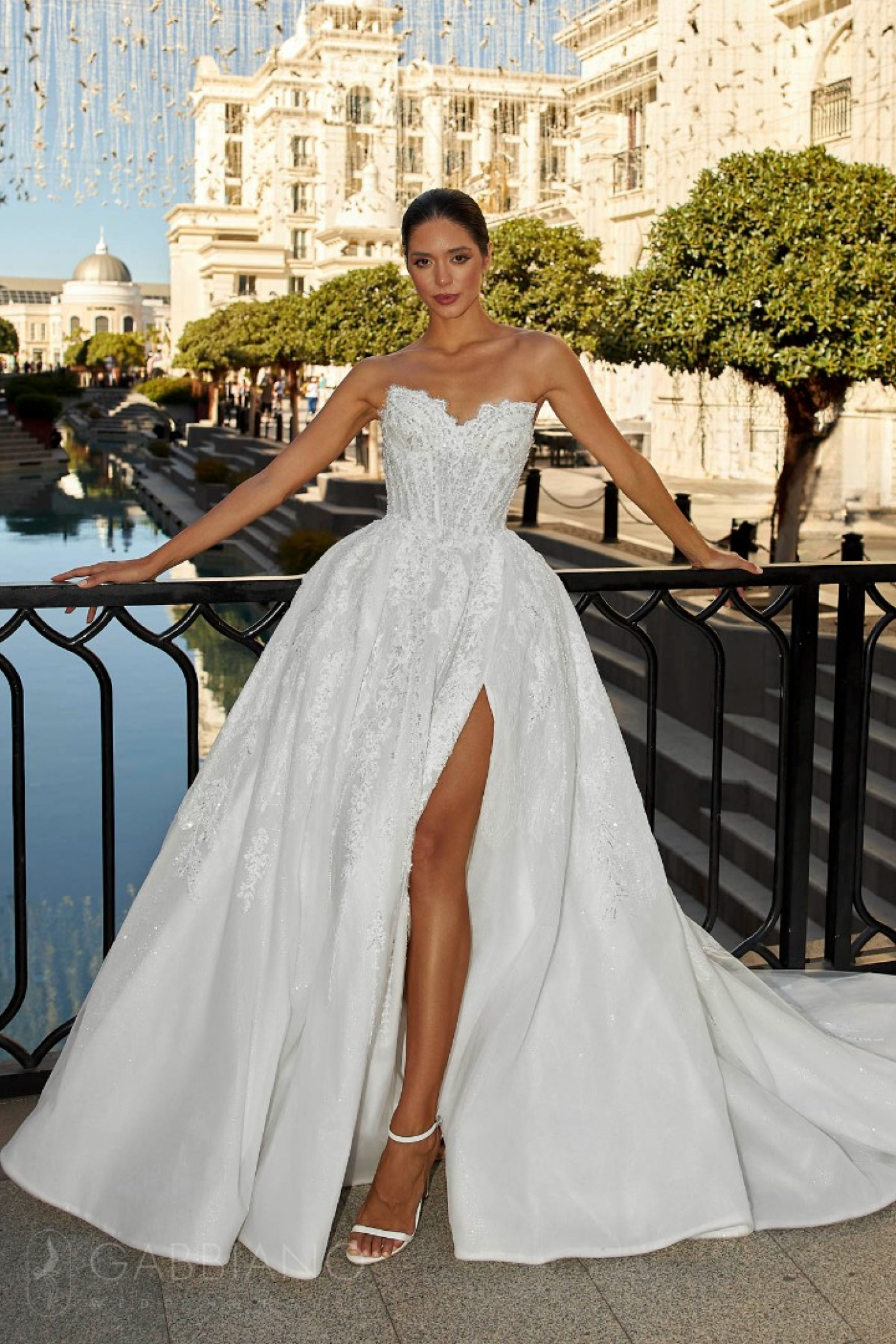 Saját ruhám - Luchana